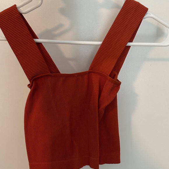 Rust Ribbed Crop Top - Picture 5 of 5